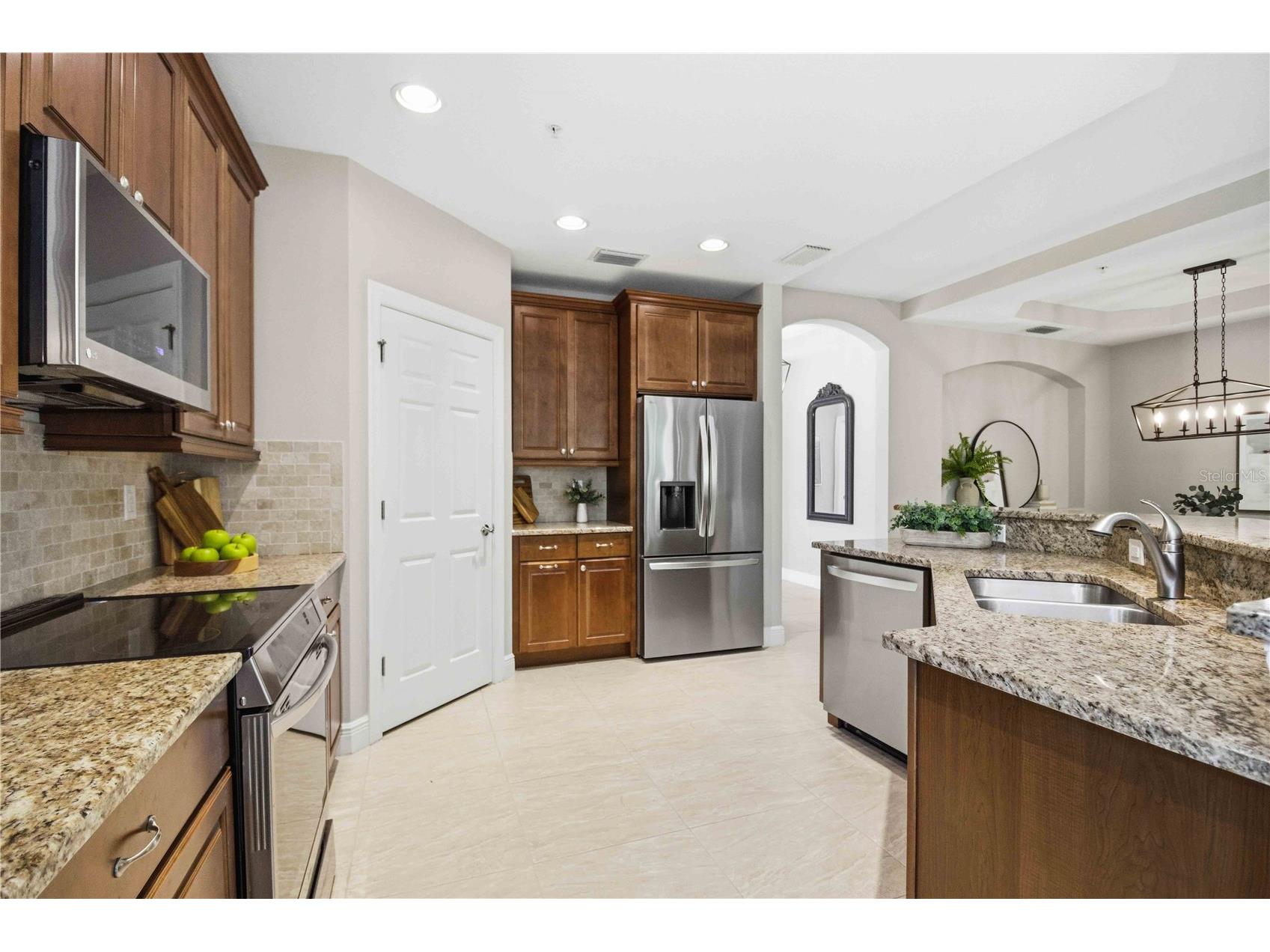 178 Bella Vista Terrace #22B Nokomis FL 34275 A4696496 image9