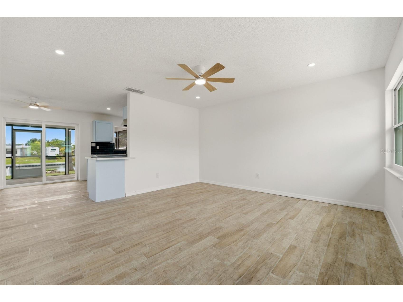 178 Dowling Avenue NE Port Charlotte FL 33952 L4962566 image3