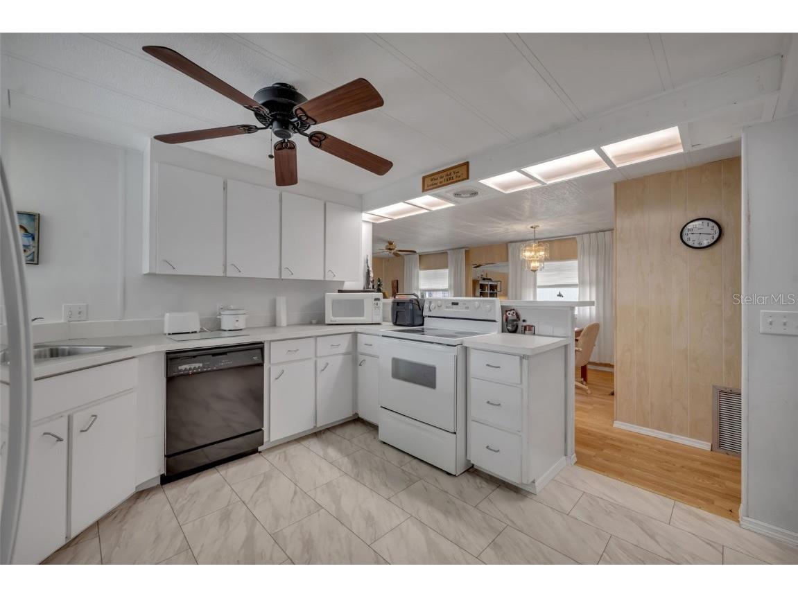 178 Paradise N Leesburg FL 34788 G5100614 image22