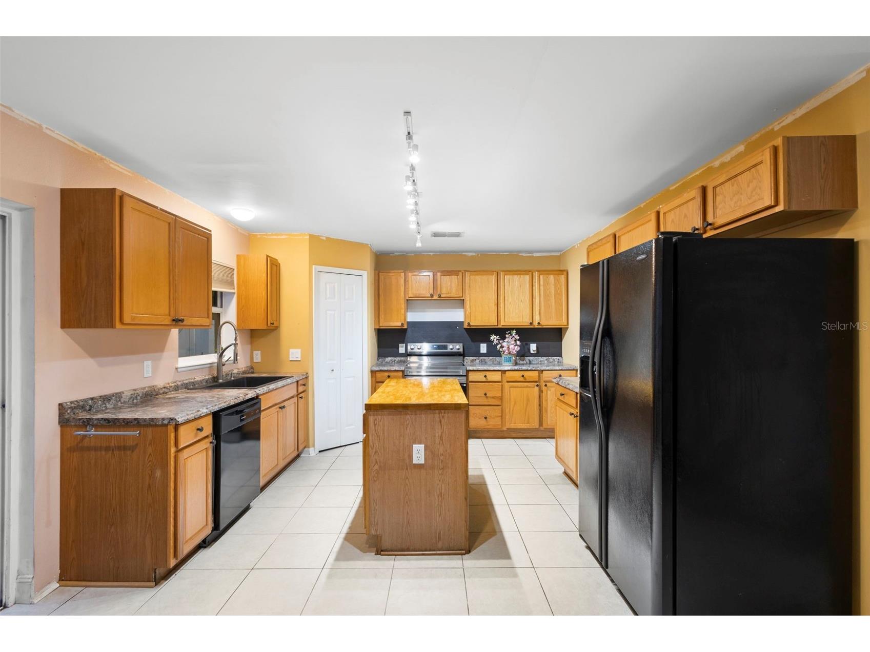 1780 Howland Boulevard Deltona FL 32738 V4944759 image8