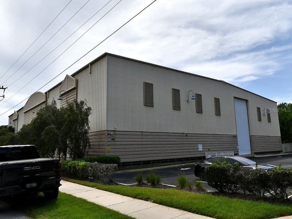 1780 Phillippi Shores Drive #C3-9 Sarasota FL 34231 - PHILLIPPI CREEK A4661133 image1