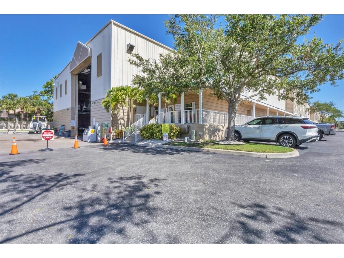 1780 Phillippi Shores Drive #E1-46 Sarasota FL 34231 A4656391 image1