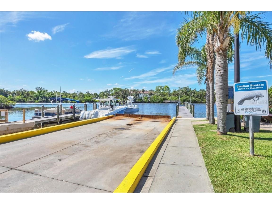 1780 Phillippi Shores Drive #E1-46 Sarasota FL 34231 A4656391 image19