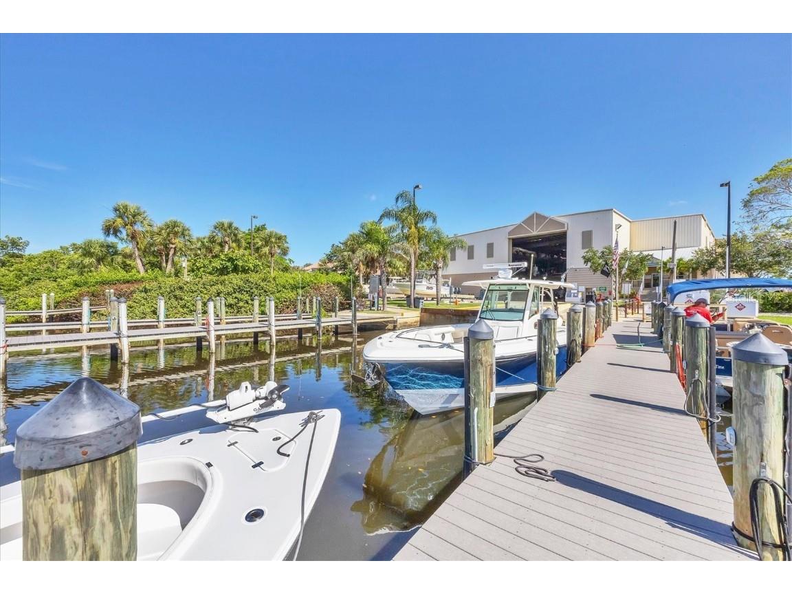 1780 Phillippi Shores Drive #E1-46 Sarasota FL 34231 A4656391 image20