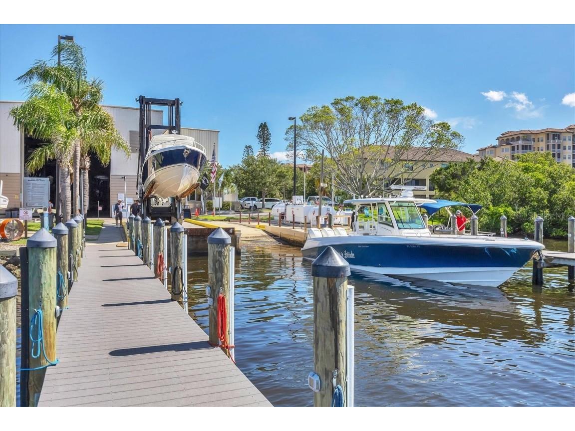 1780 Phillippi Shores Drive #E1-46 Sarasota FL 34231 A4656391 image21