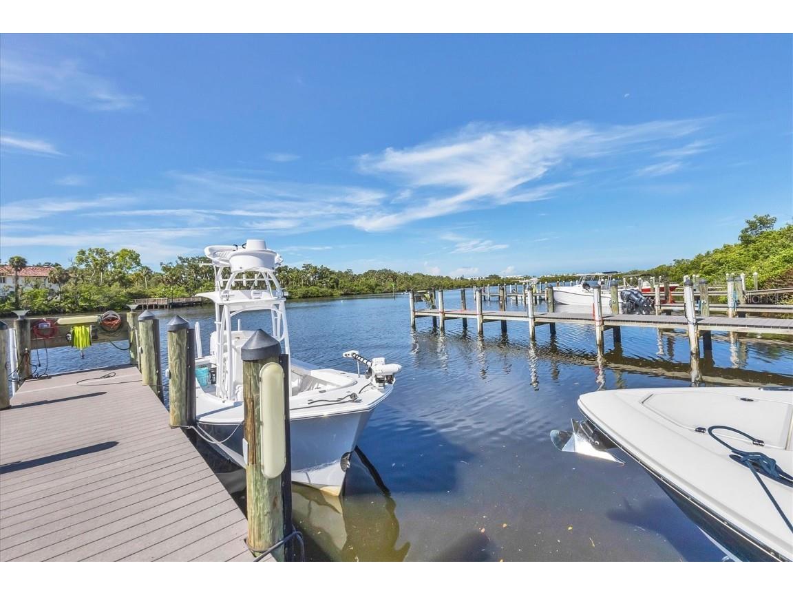 1780 Phillippi Shores Drive #E1-46 Sarasota FL 34231 A4656391 image23