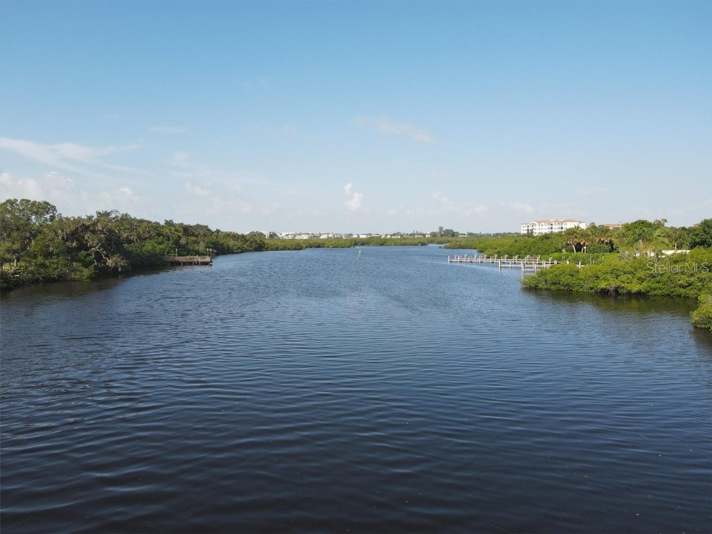 1780 Phillippi Shores Drive #E1-46 Sarasota FL 34231 A4656391 image30