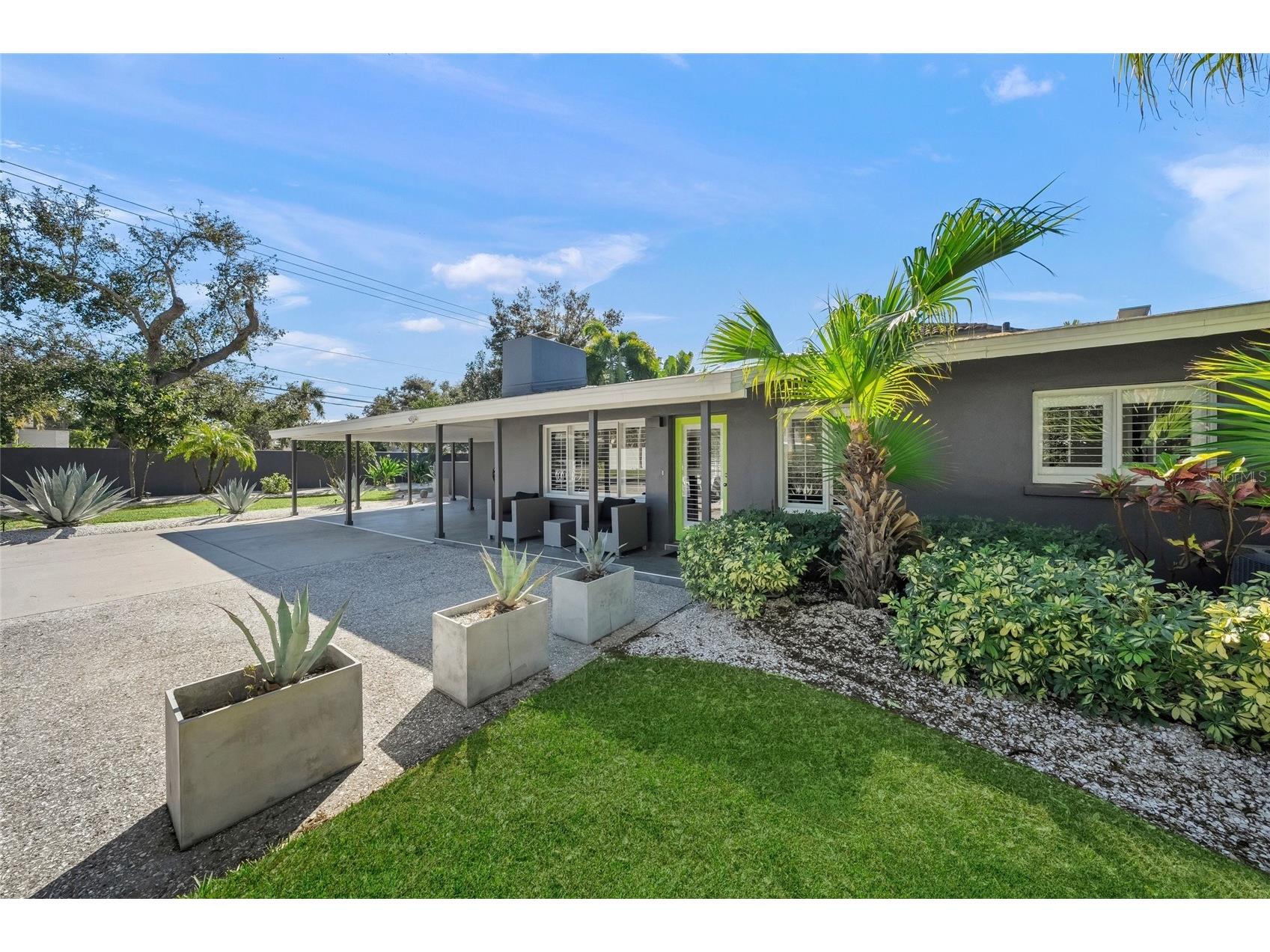 1780 Spring Creek Drive Sarasota FL 34239 A4681932 image10