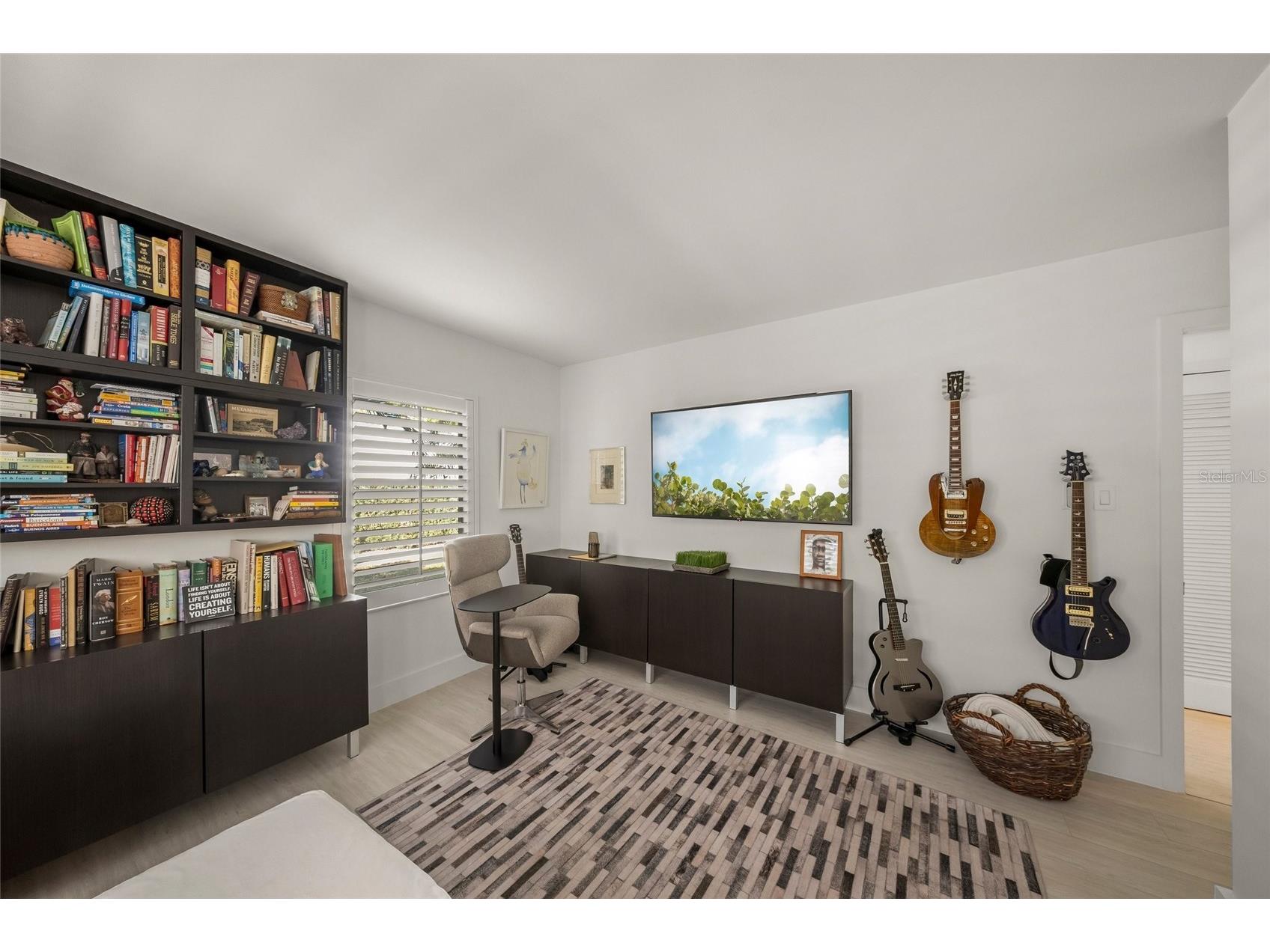 1780 Spring Creek Drive Sarasota FL 34239 A4681932 image33