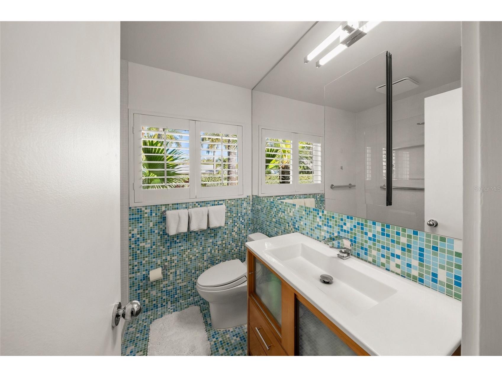 1780 Spring Creek Drive Sarasota FL 34239 A4681932 image34