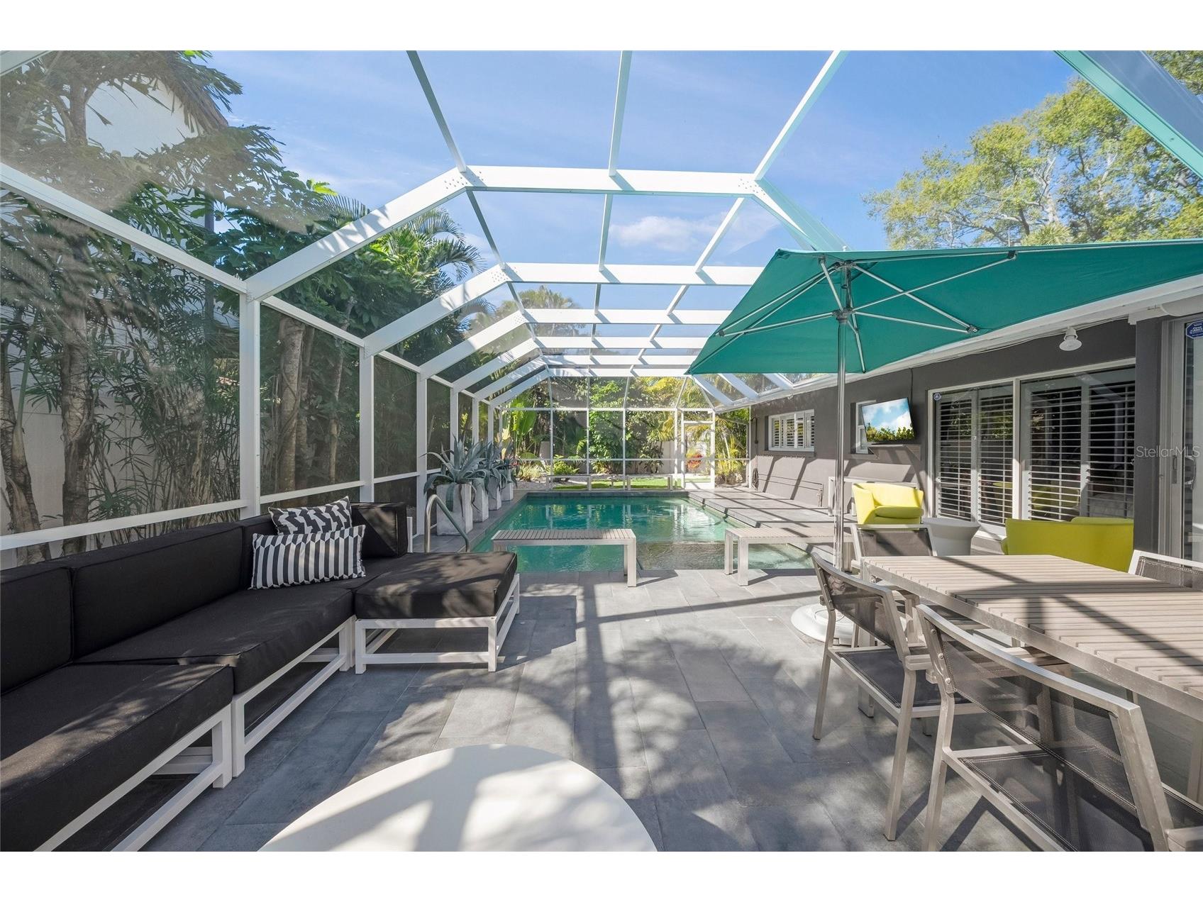 1780 Spring Creek Drive Sarasota FL 34239 A4681932 image36