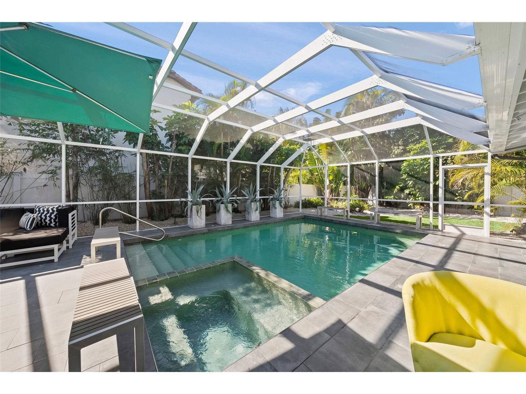 1780 Spring Creek Drive Sarasota FL 34239 A4681932 image38