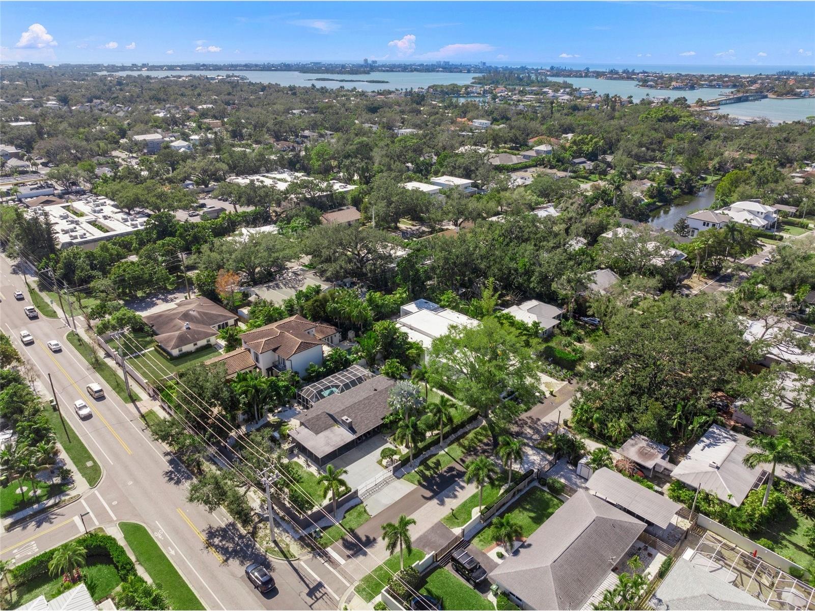 1780 Spring Creek Drive Sarasota FL 34239 A4681932 image64