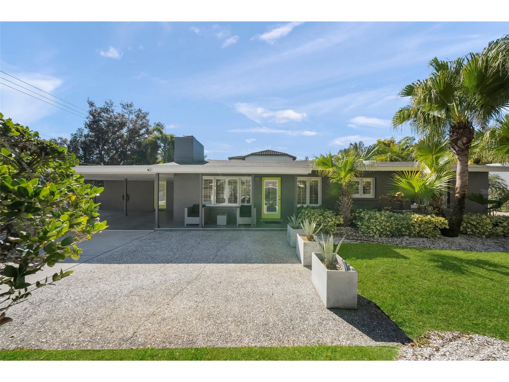 1780 Spring Creek Drive Sarasota FL 34239 A4681932 image8