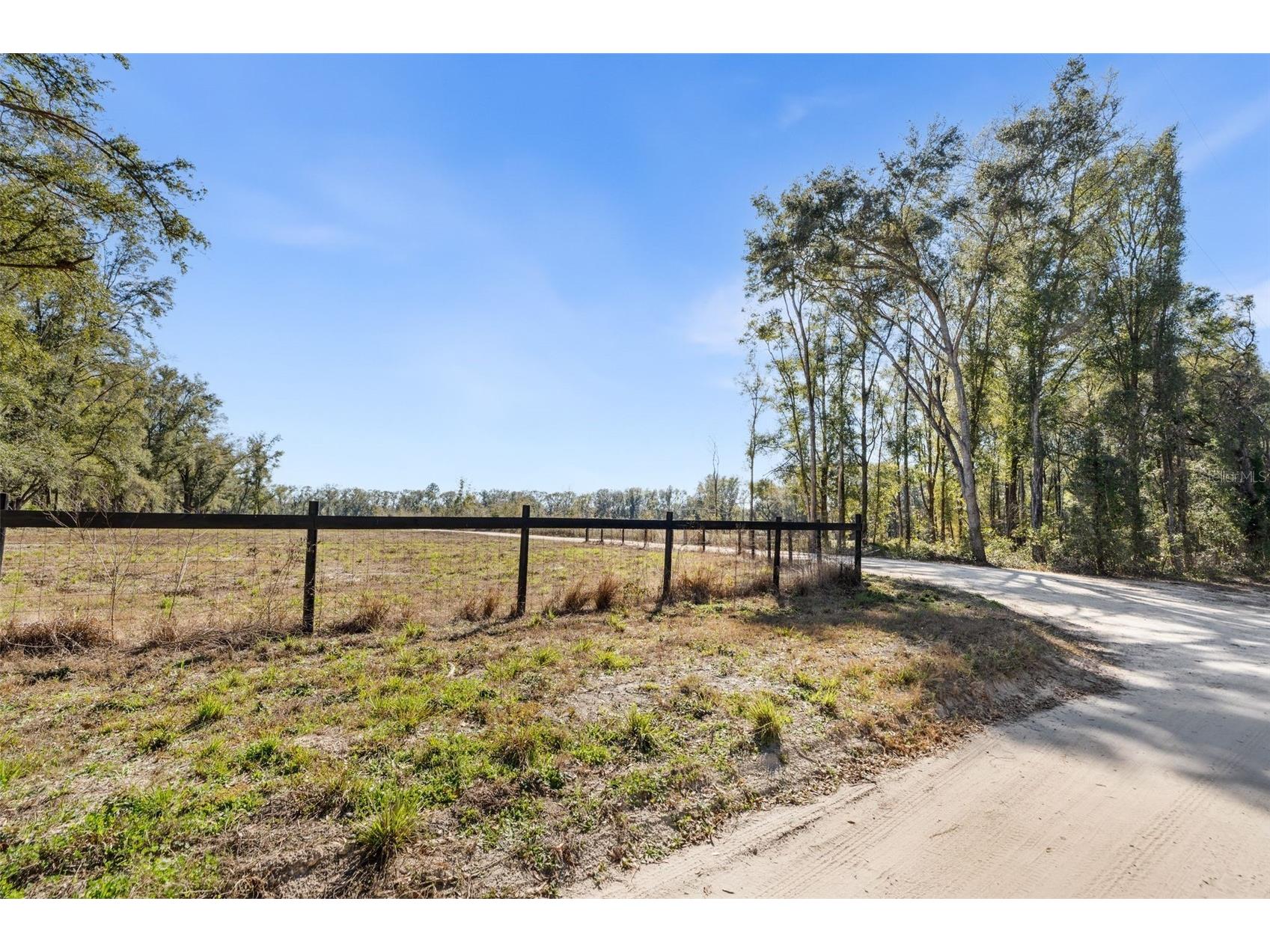 17807 SW 83rd Avenue Archer FL 32618 OM719640 image2