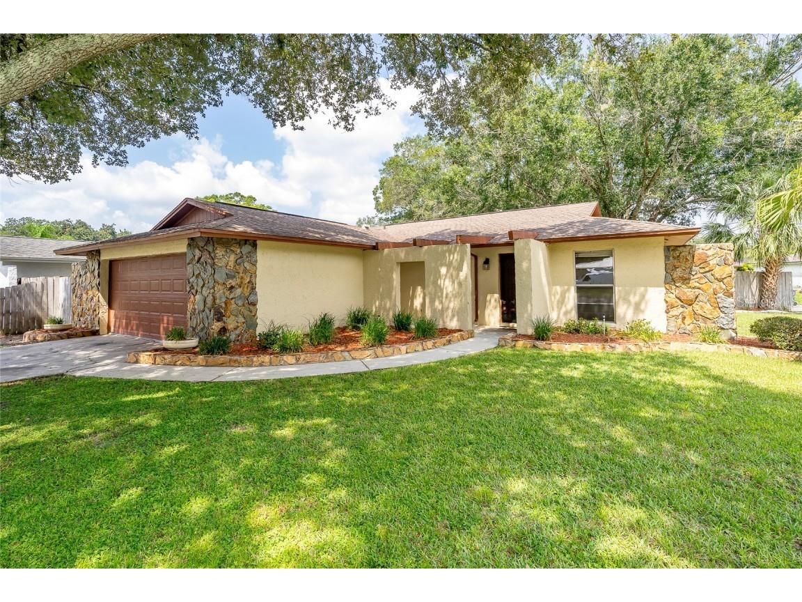 17808 Sunrise Drive Lutz FL 33549 T3468082 image1