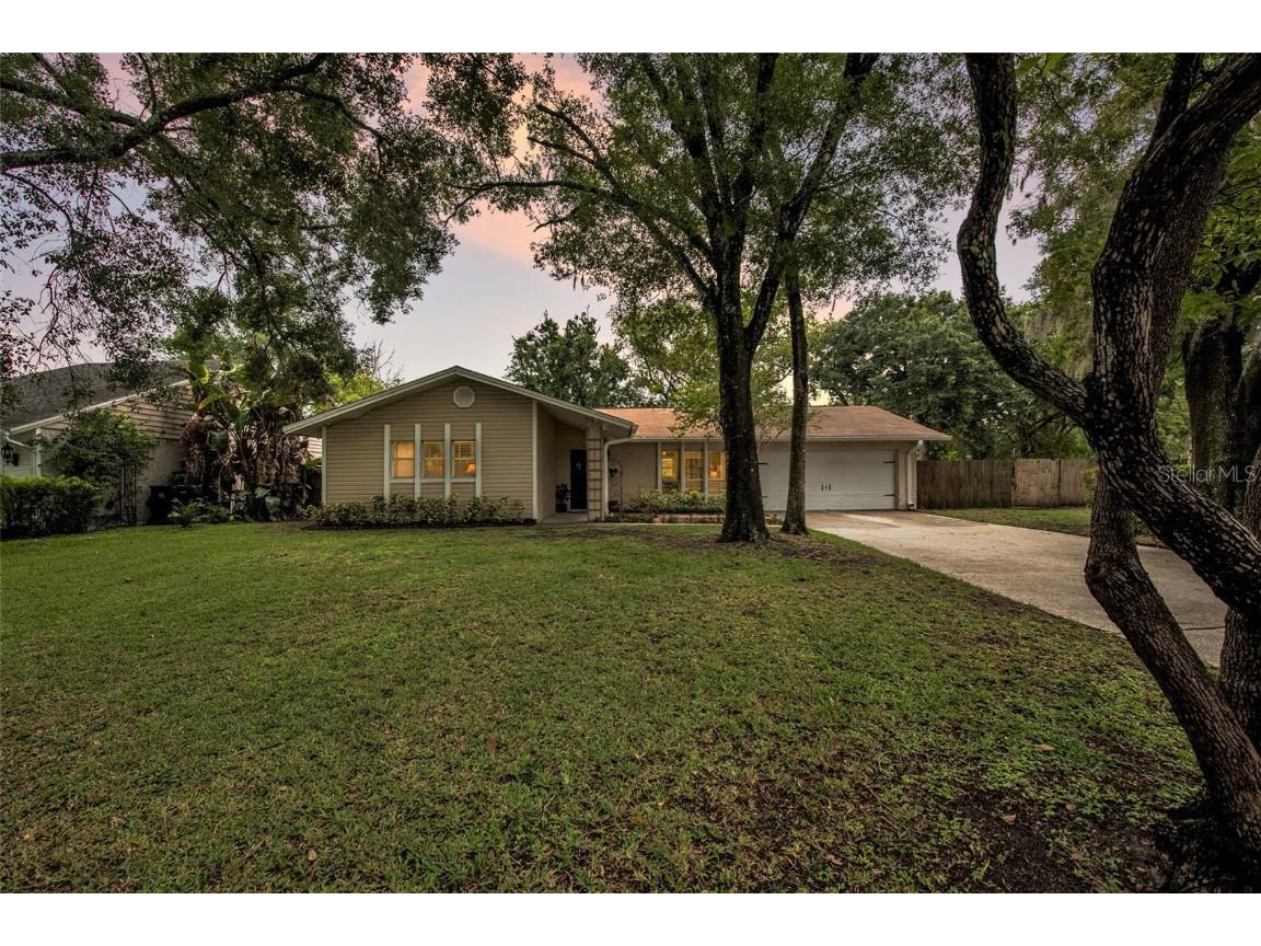17811 Sunrise Drive Lutz FL 33549 T3454413 image1