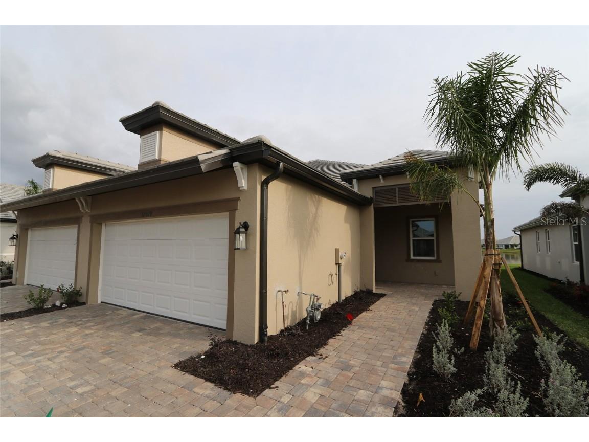 17819 Cherished Loop Bradenton FL 34211 R4907744 image1