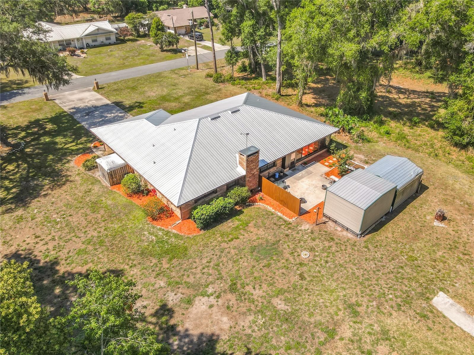 17819 Palm Street Umatilla FL 32784 - South Twin Lake O6402607 image1