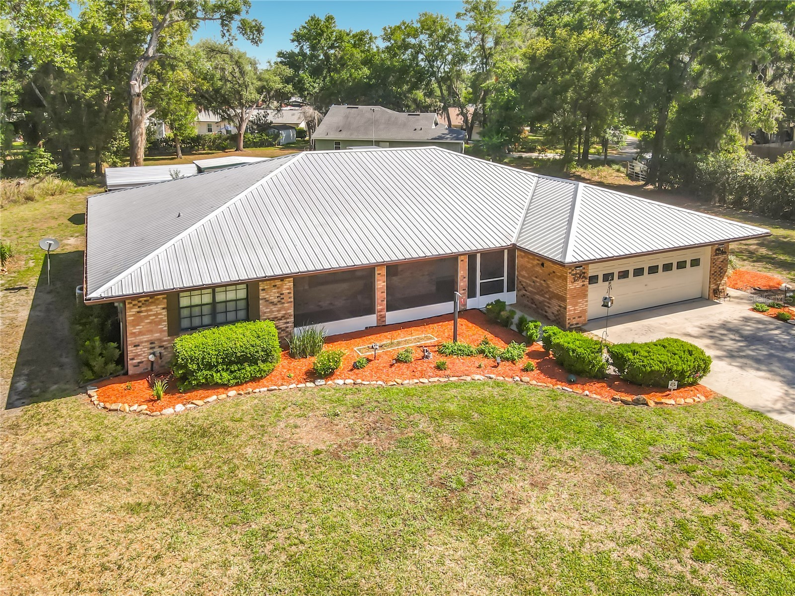 17819 Palm Street Umatilla FL 32784 - South Twin Lake O6402607 image2