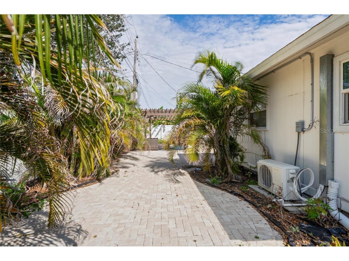 1782 Coconut Drive Venice FL 34293 TB8350694 image30
