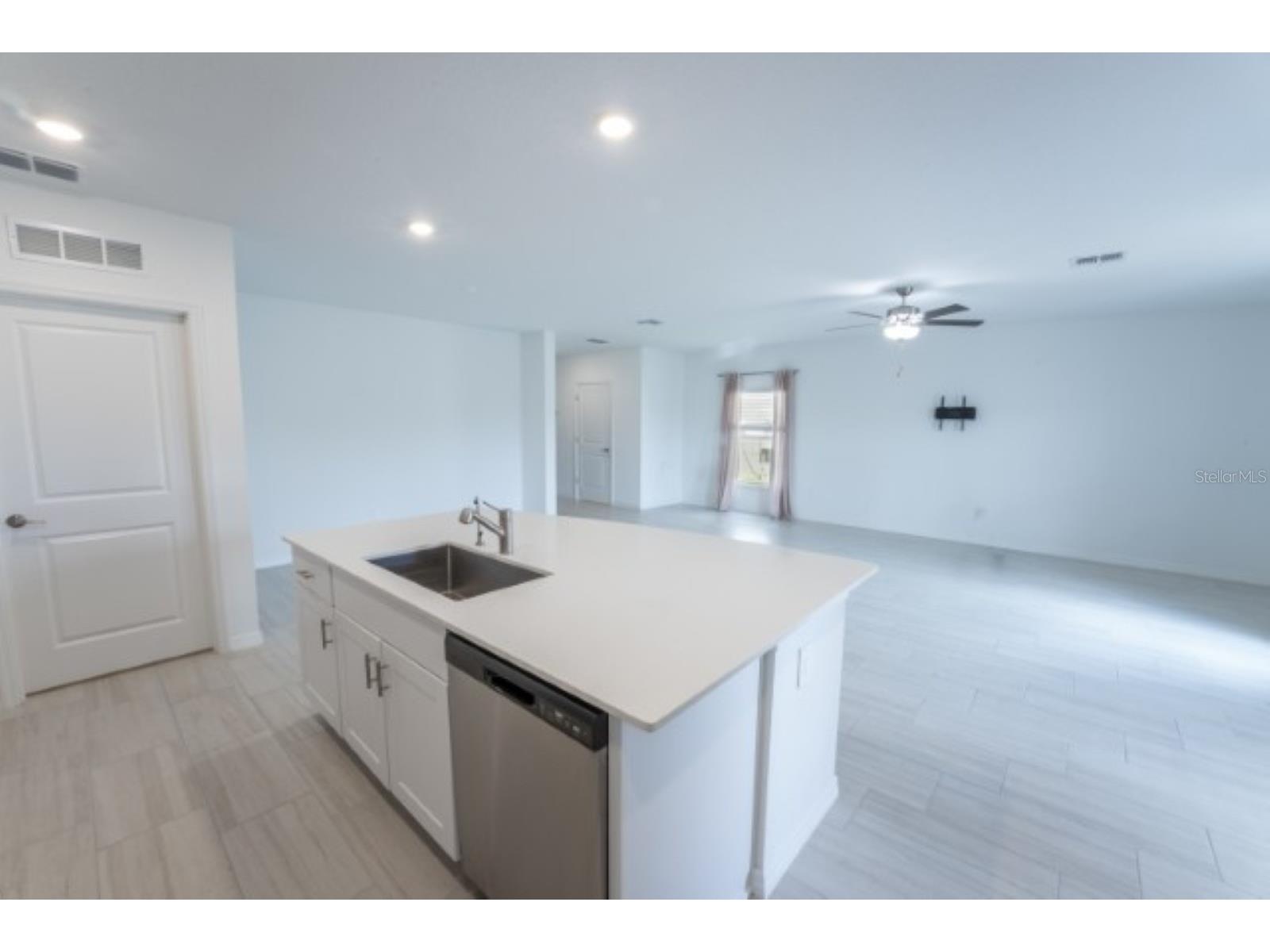1782 Lanier Road Zephyrhills FL 33541 TB8508423 image11