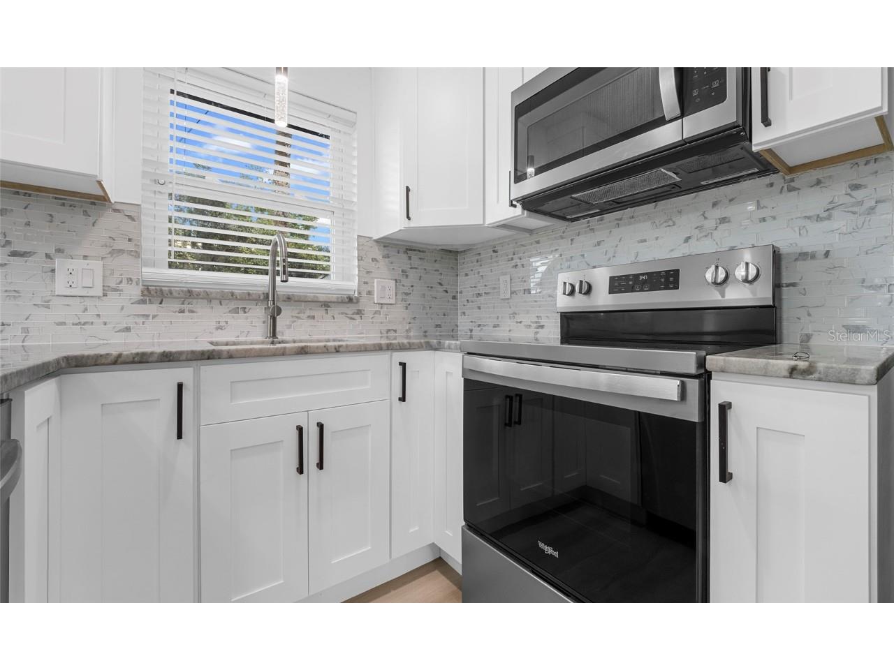 1782 Maryland Avenue NE Saint Petersburg FL 33703 TB8420000 image11