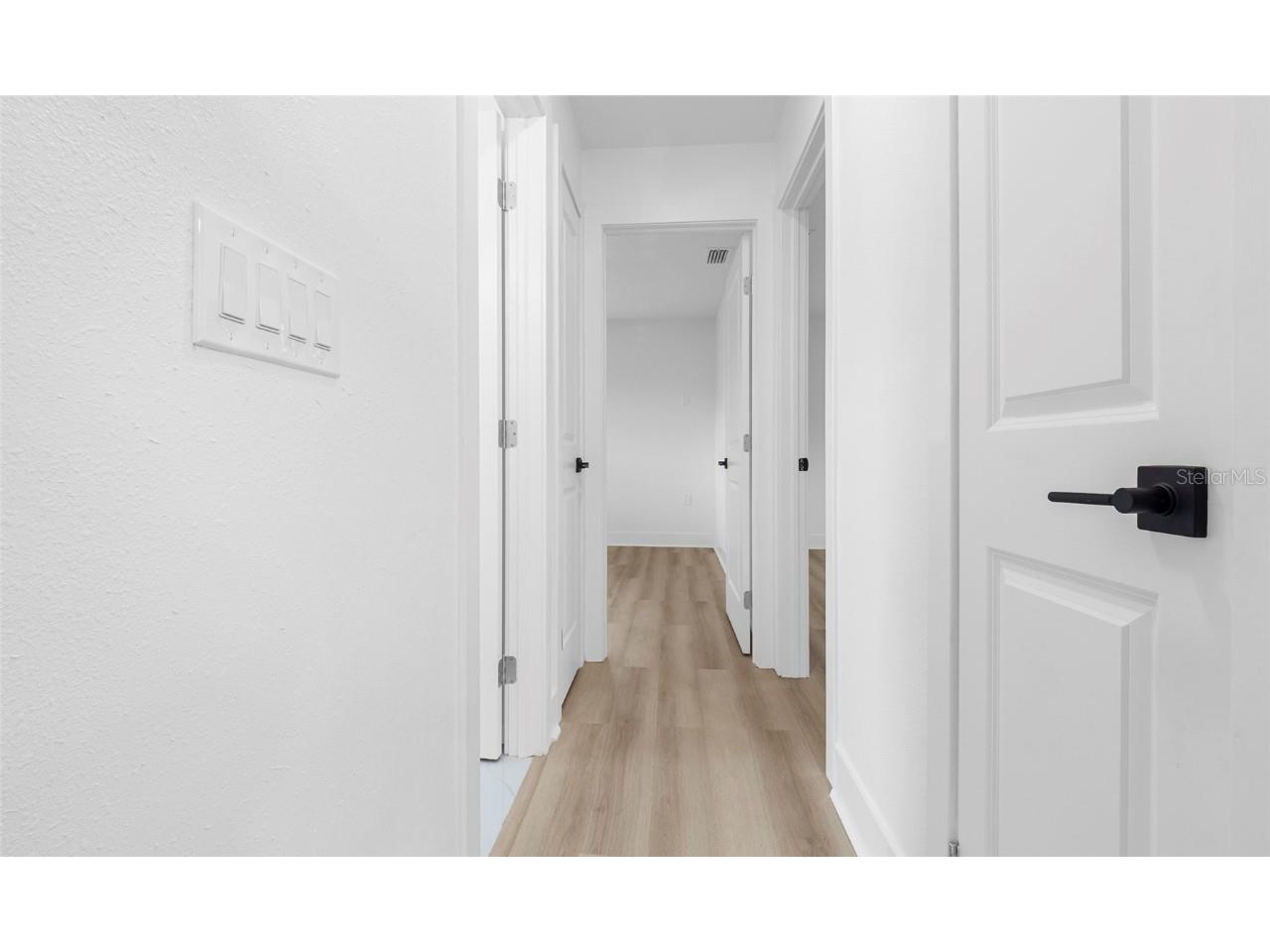 1782 Maryland Avenue NE Saint Petersburg FL 33703 TB8420000 image12