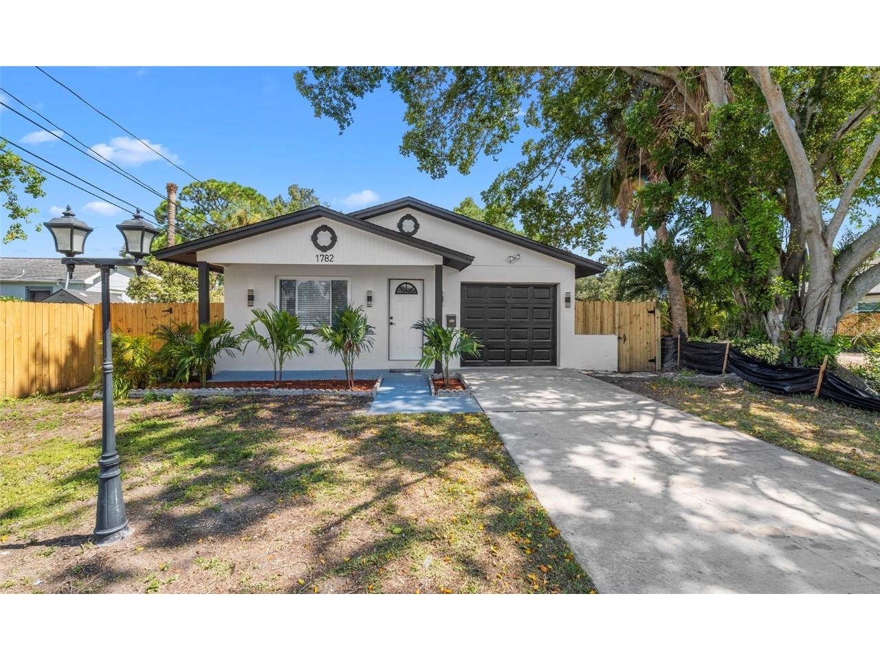 1782 Maryland Avenue NE Saint Petersburg FL 33703 TB8420000 image3