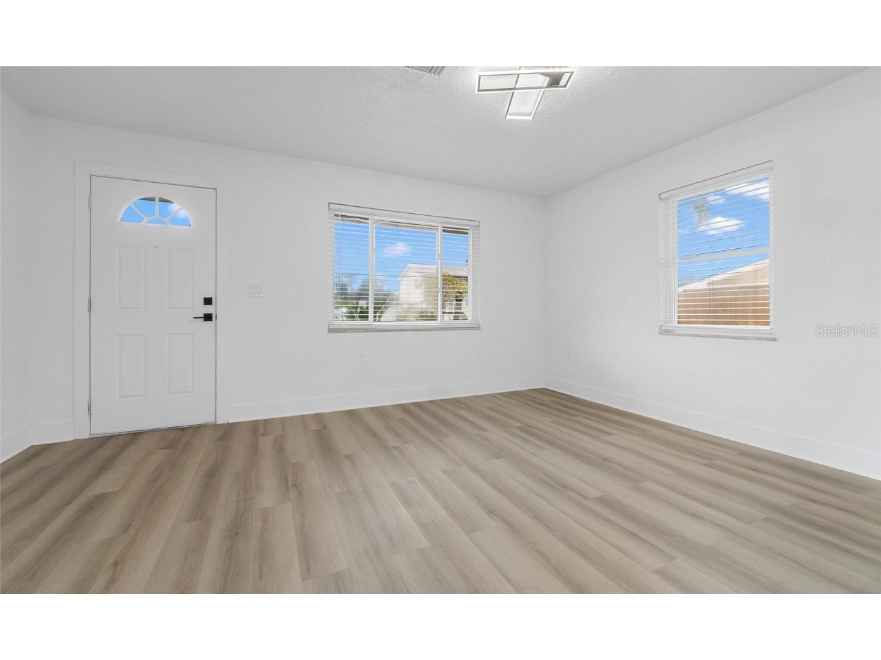 1782 Maryland Avenue NE Saint Petersburg FL 33703 TB8420000 image7