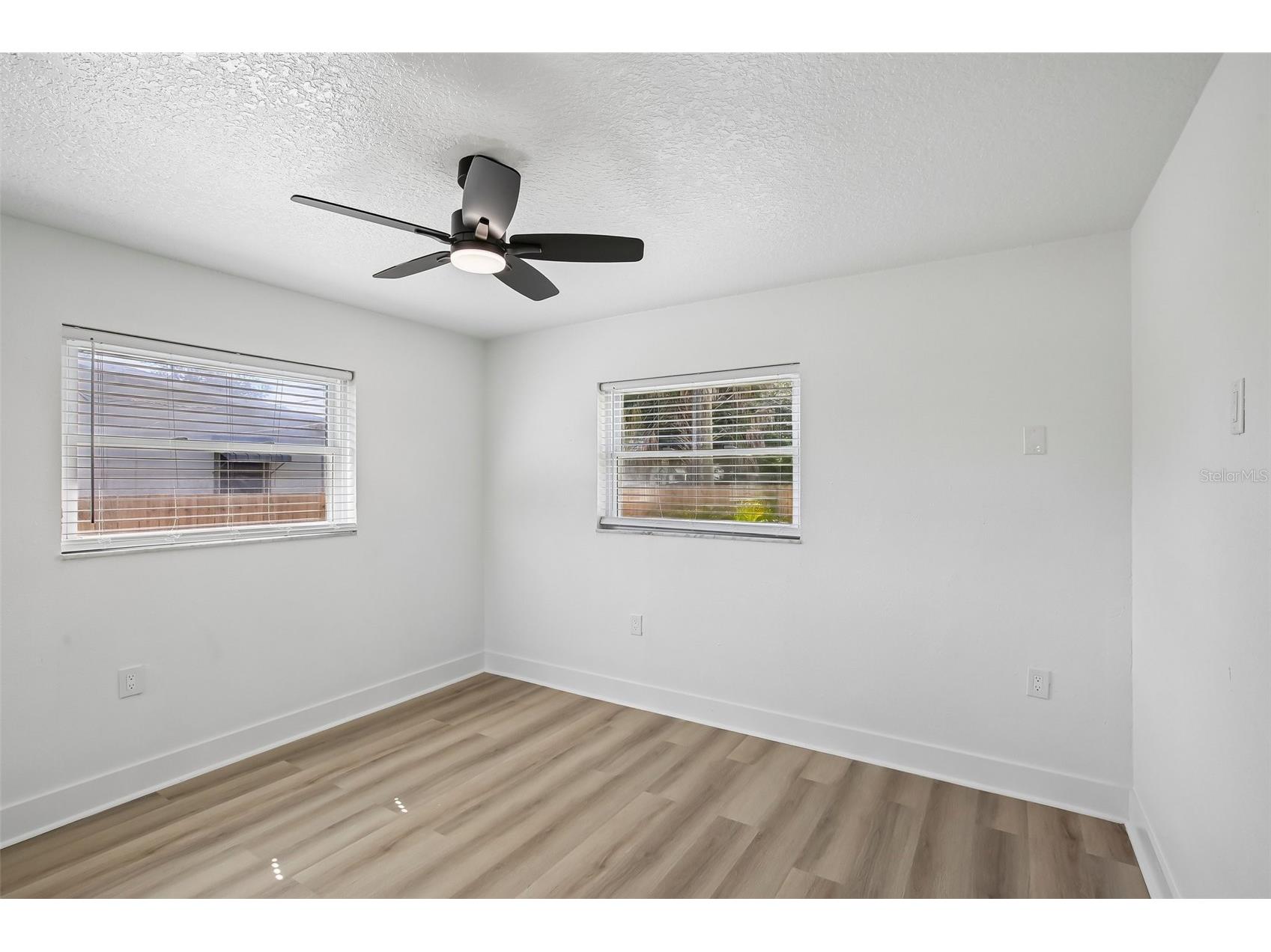 1782 Maryland Avenue NE Saint Petersburg FL 33703 TB8511128 image13