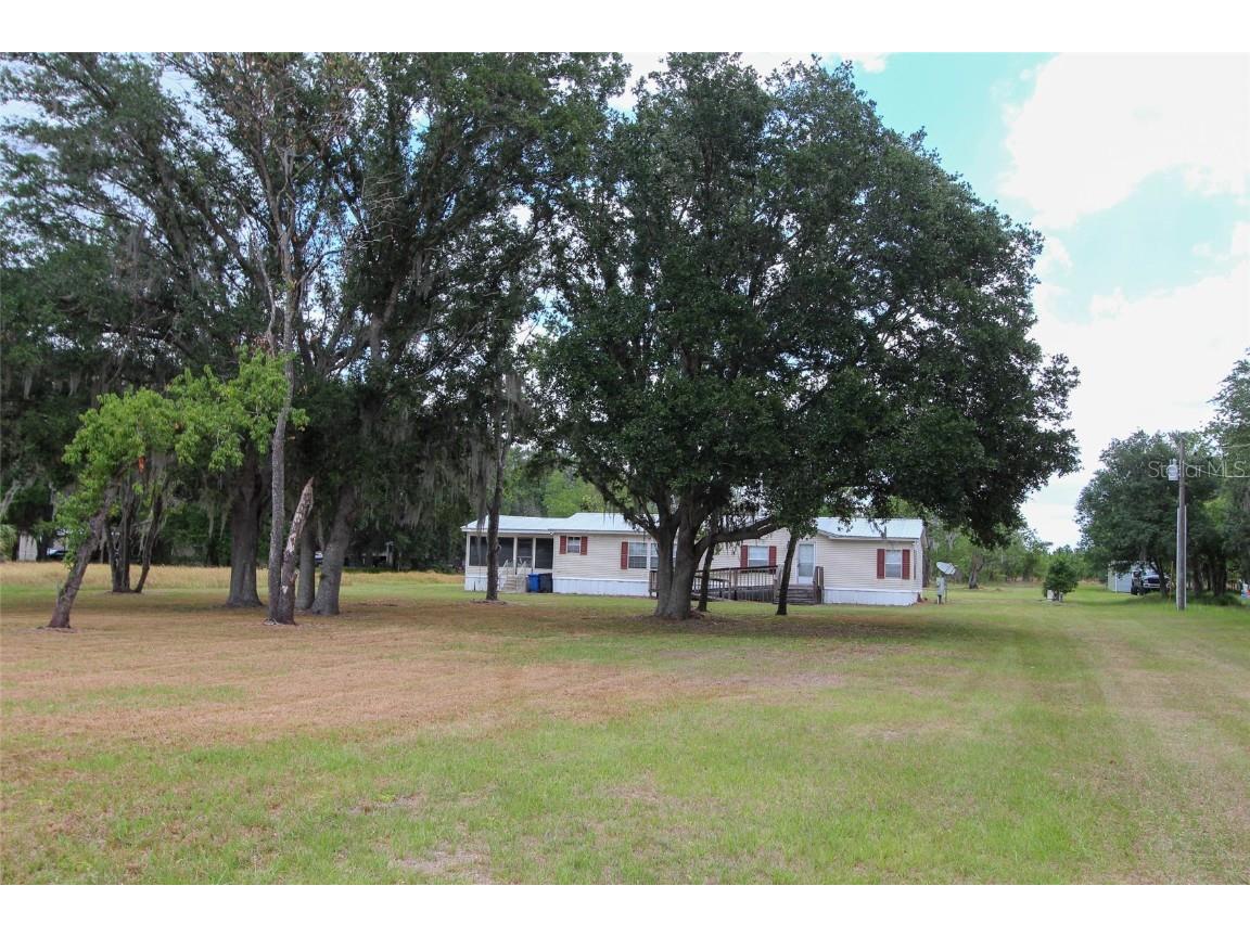 17820 Bethlehem Road Lithia FL 33547 L4952648 image1