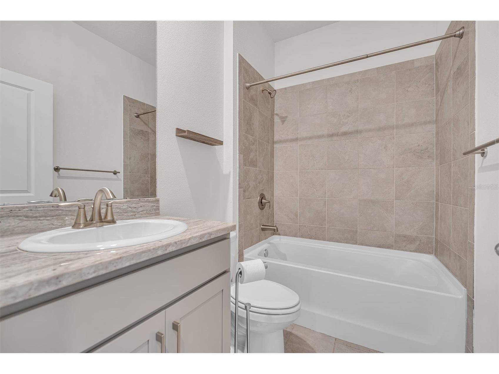 17821 Cantarina Cove Bradenton FL 34211 A4698530 image26