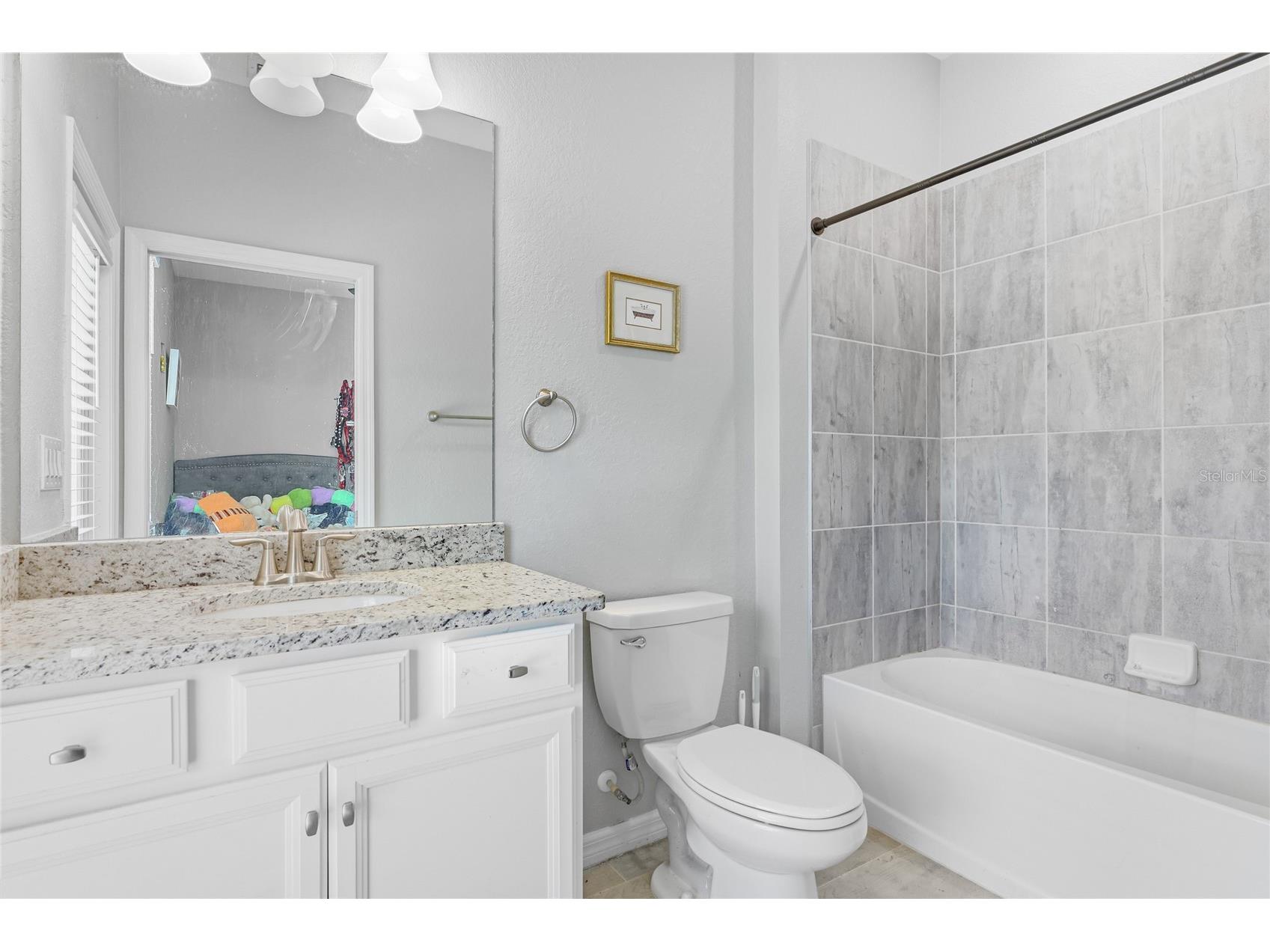 17821 Polo Trail Bradenton FL 34211 A4684938 image23
