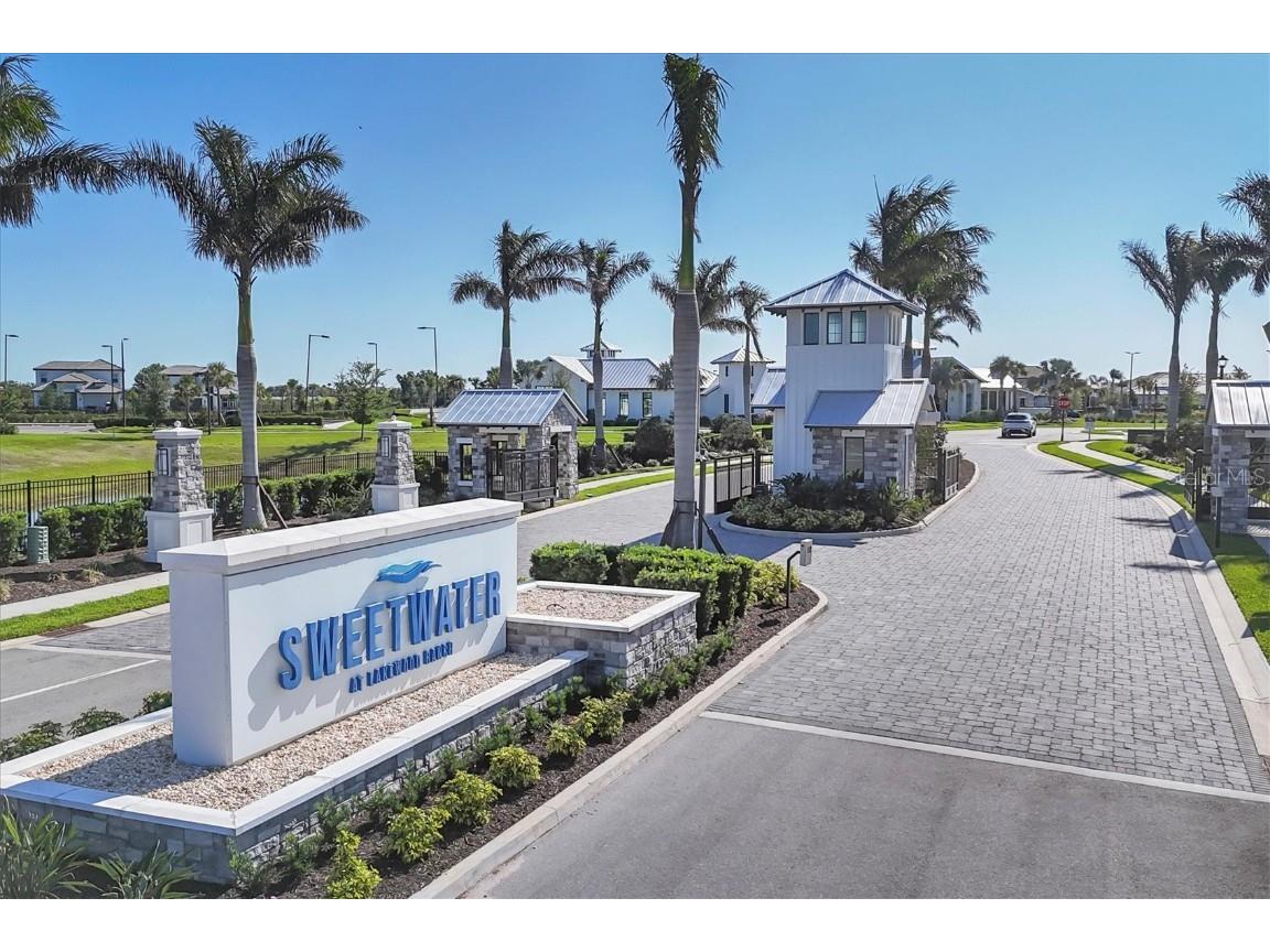 17823 Cherished Loop Bradenton FL 34211 A4656358 image38