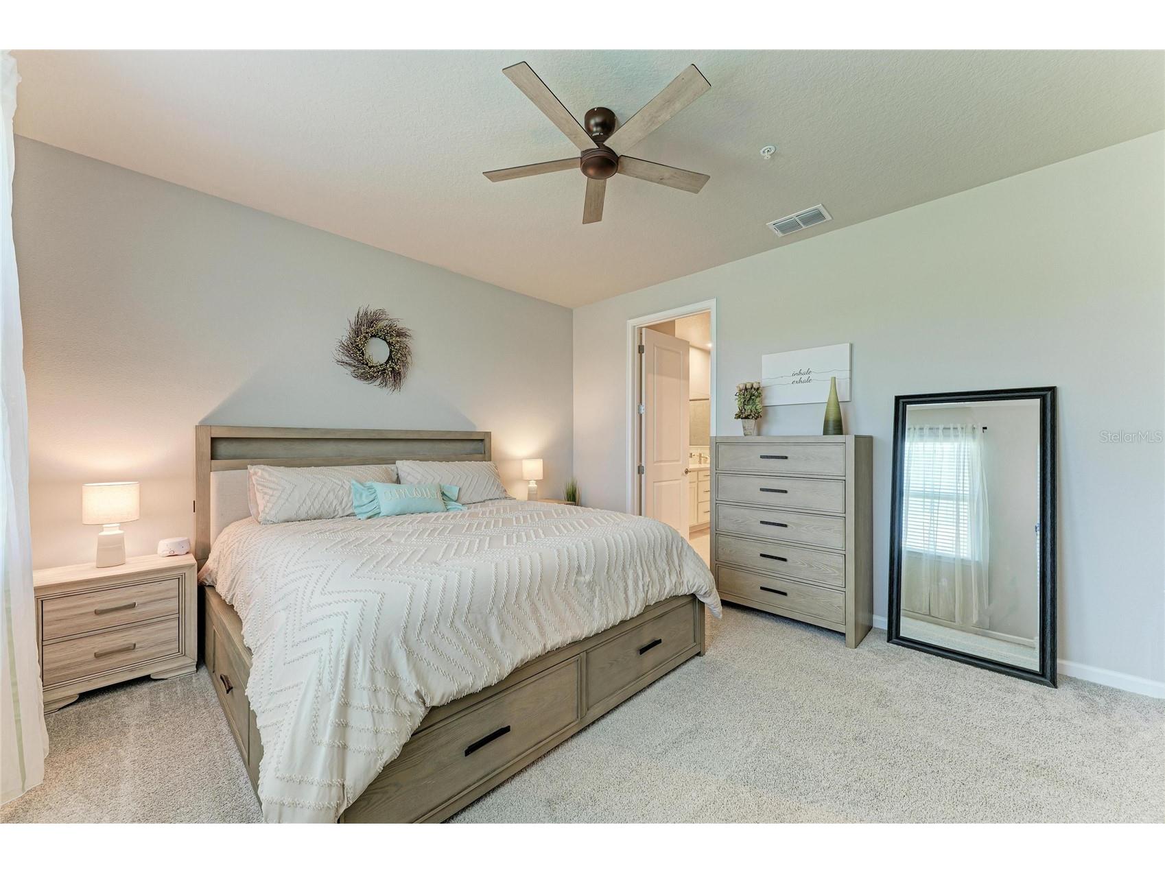 17827 Stillness Court Venice FL 34293 N6144847 image21