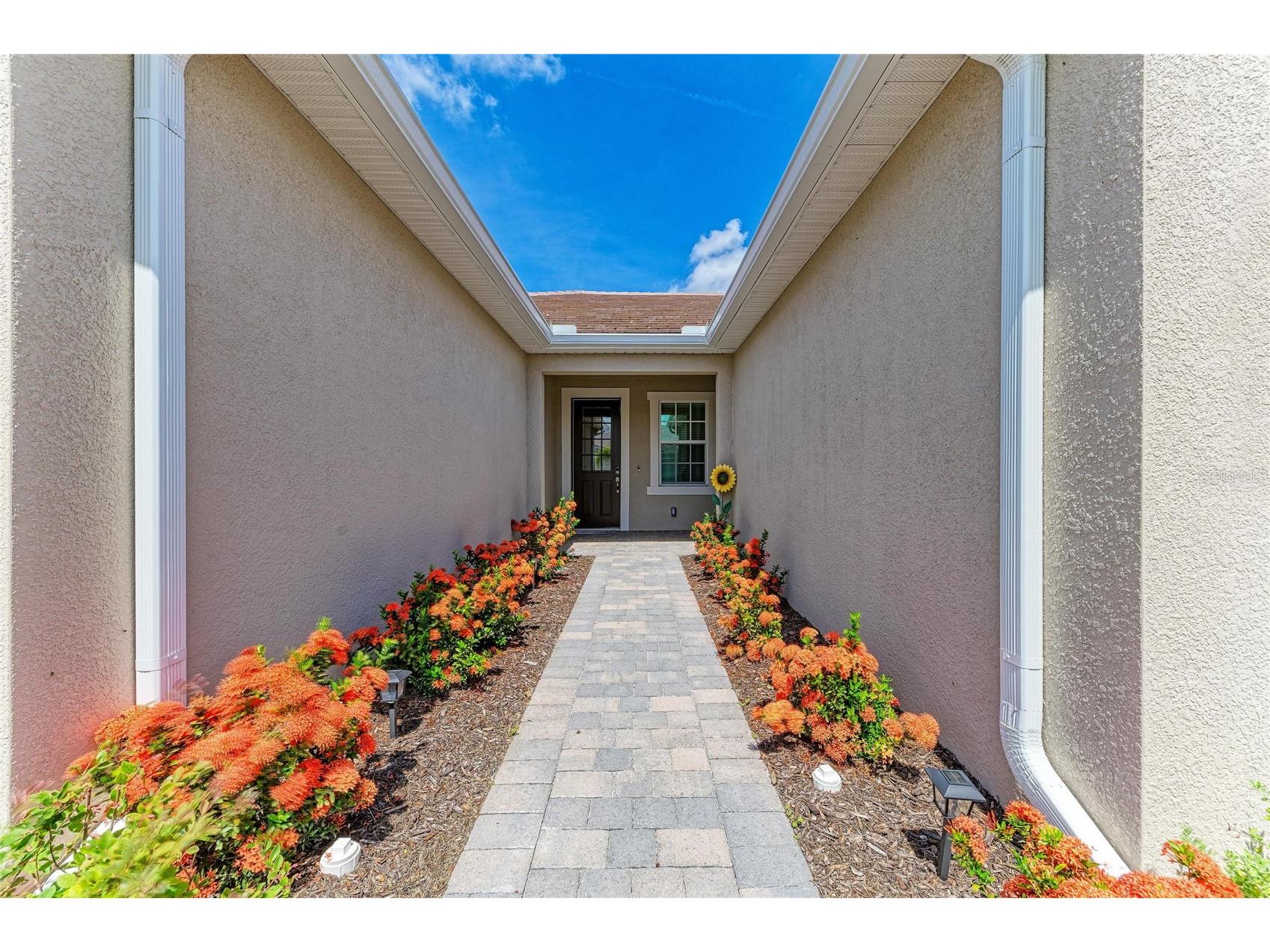 17827 Stillness Court Venice FL 34293 N6144847 image4