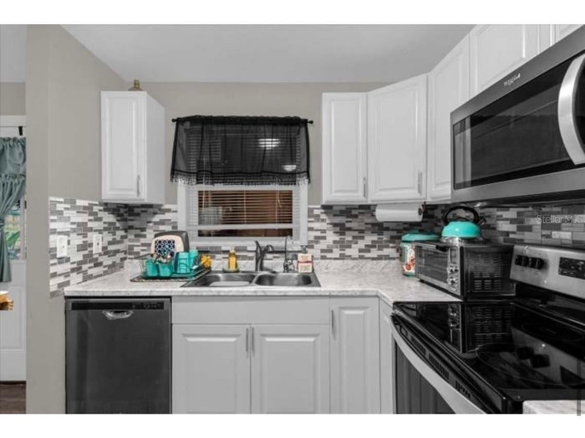 1783 Flores Court Orlando FL 32811 O6270499 image5