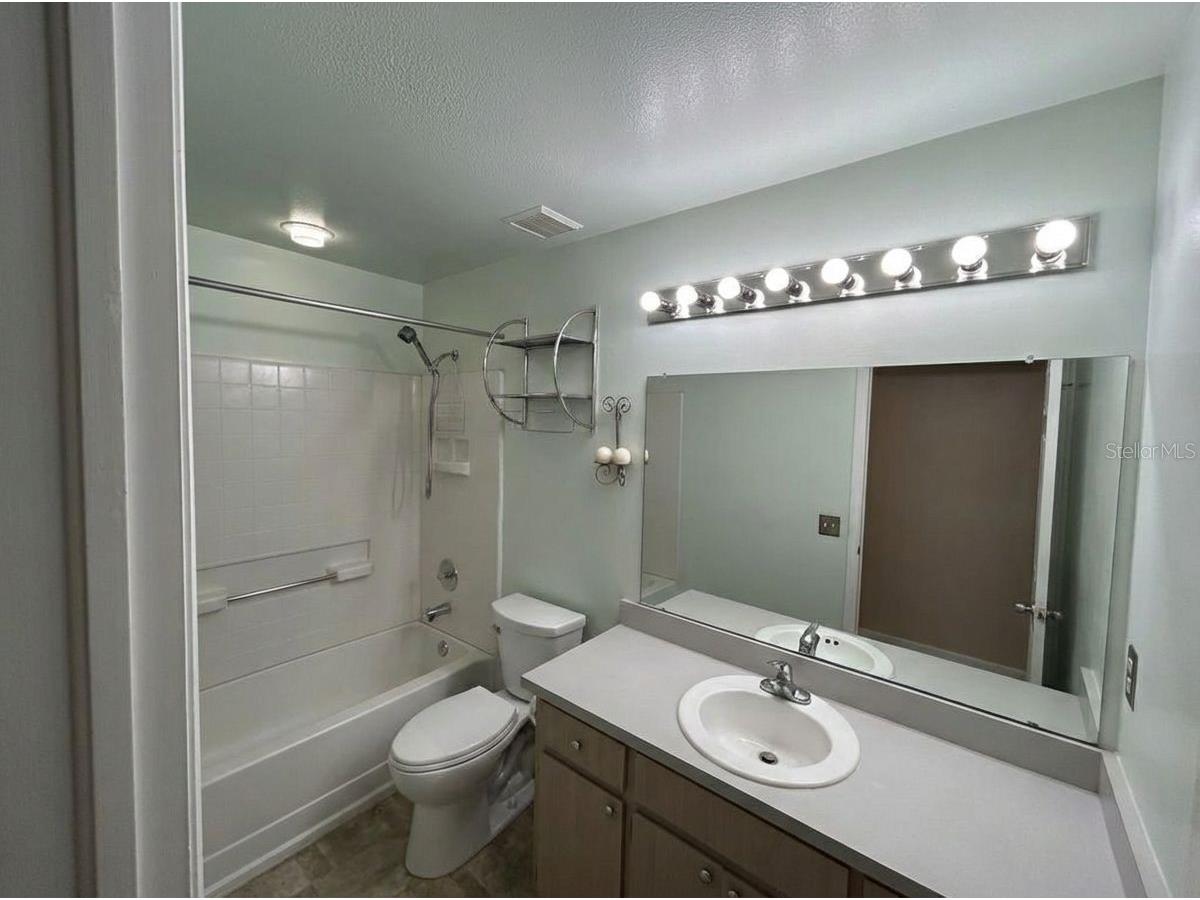 1783 Maryland Avenue NE Saint Petersburg FL 33703 TB8531755 image17
