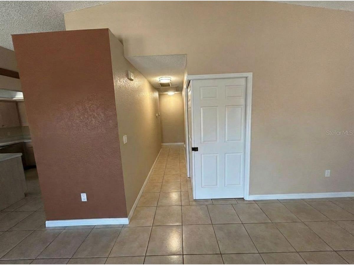 1783 Maryland Avenue NE Saint Petersburg FL 33703 TB8531755 image4