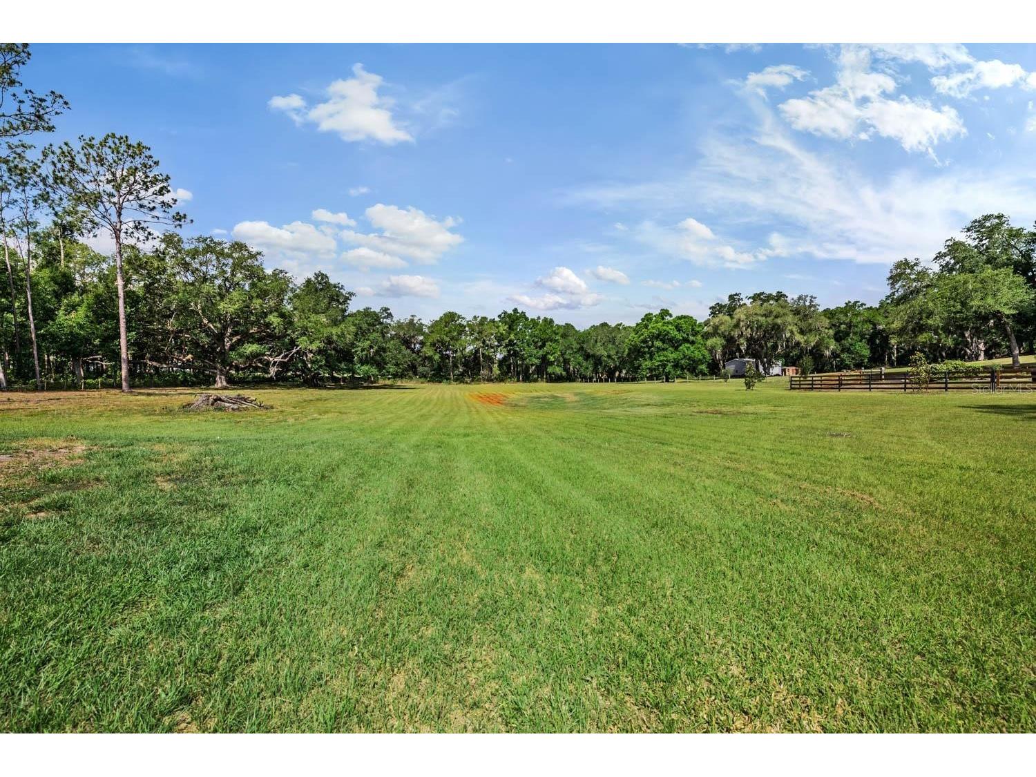 17833 Hyland Lane Dade City FL 33523 TB8504204 image53