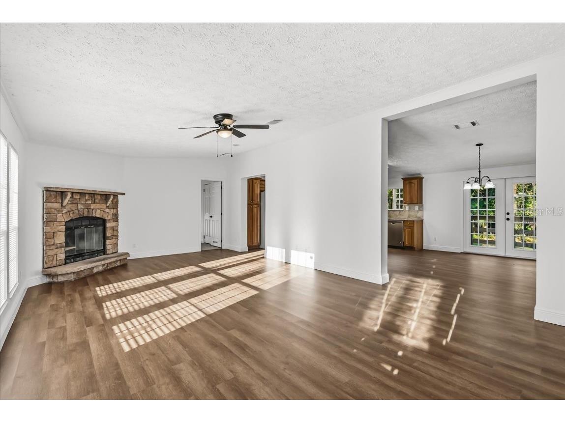 1785 Marsh Way Geneva FL 32732 O6352954 image16