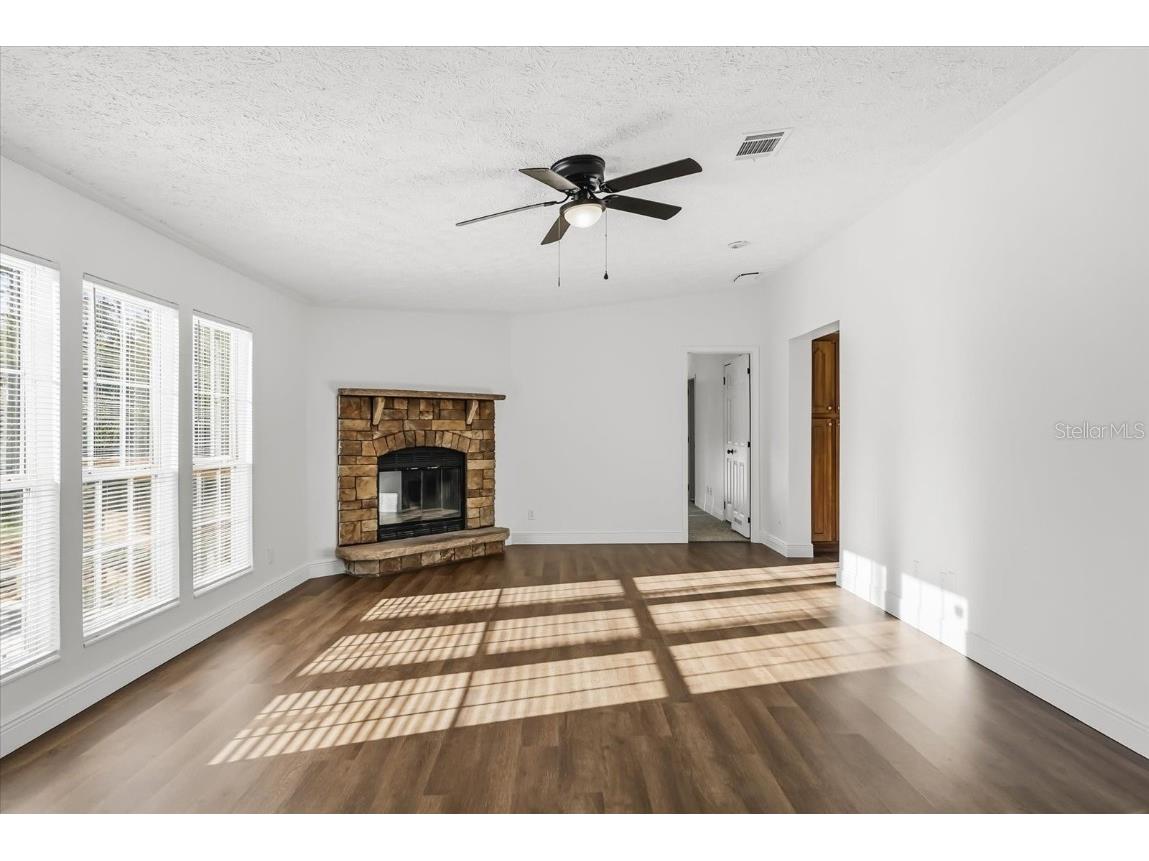 1785 Marsh Way Geneva FL 32732 O6352954 image17