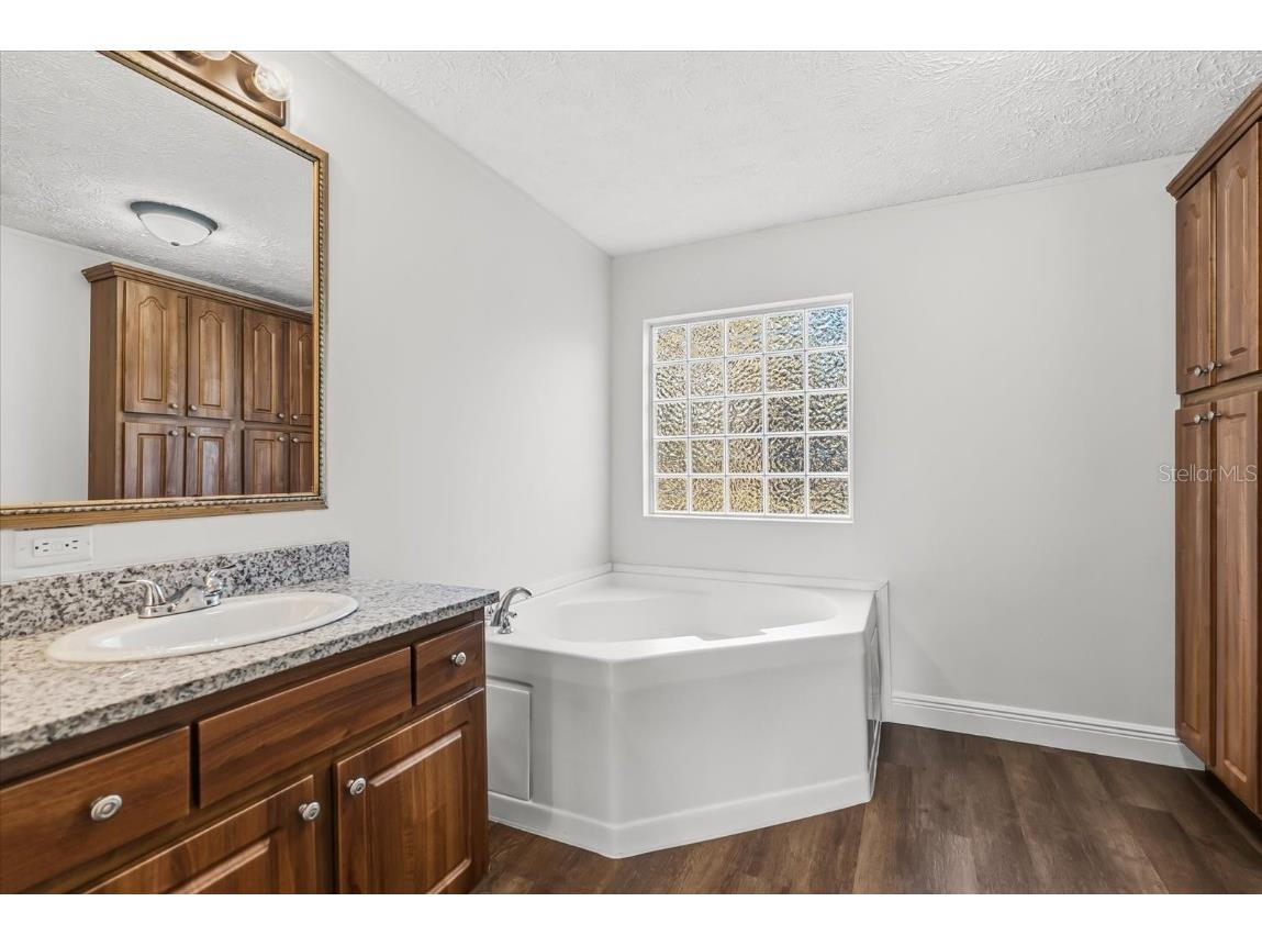 1785 Marsh Way Geneva FL 32732 O6352954 image31