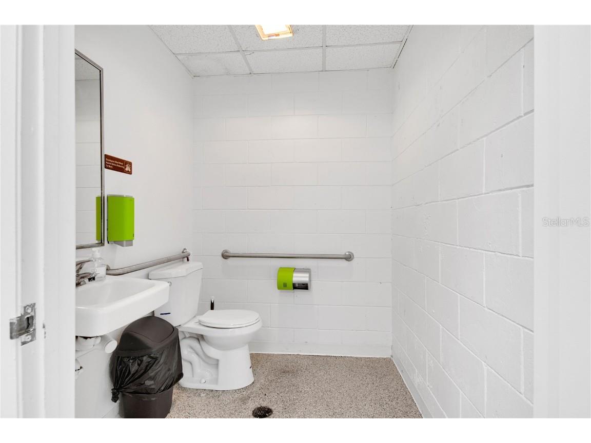 1786 N Semoran Boulevard Winter Park FL 32792 A4671024 image22