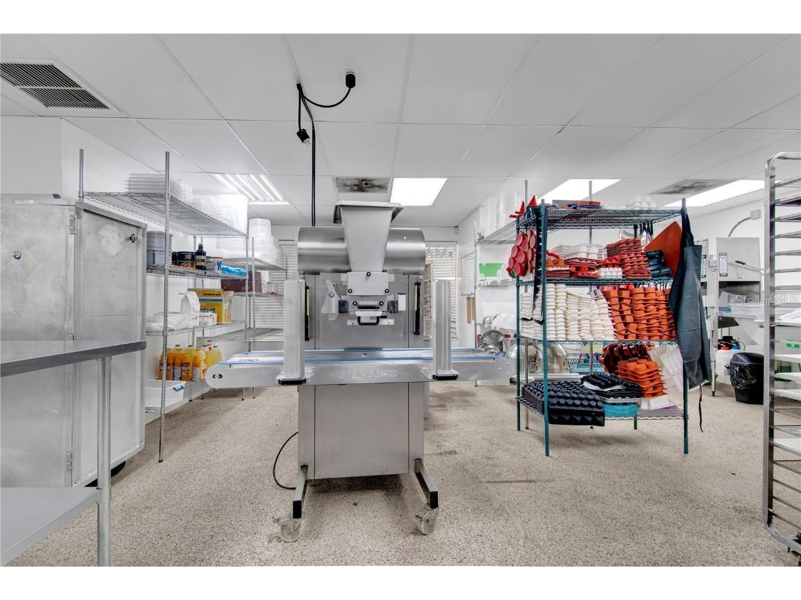 1786 N Semoran Boulevard Winter Park FL 32792 A4671024 image54