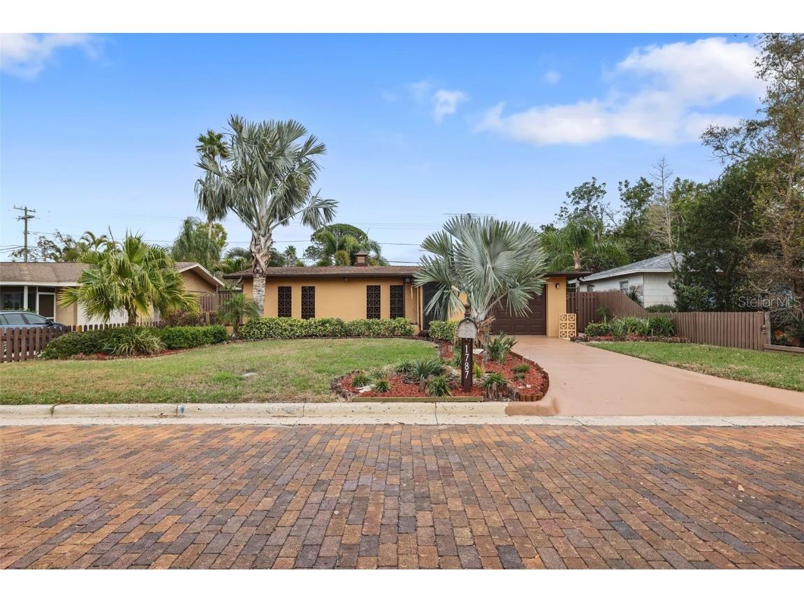 1787 Pasadena Drive Dunedin FL 34698 TB8354562 image1