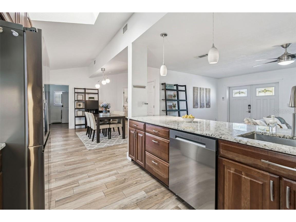 1787 Santa Barbara Drive Dunedin FL 34698 TB8448989 image15