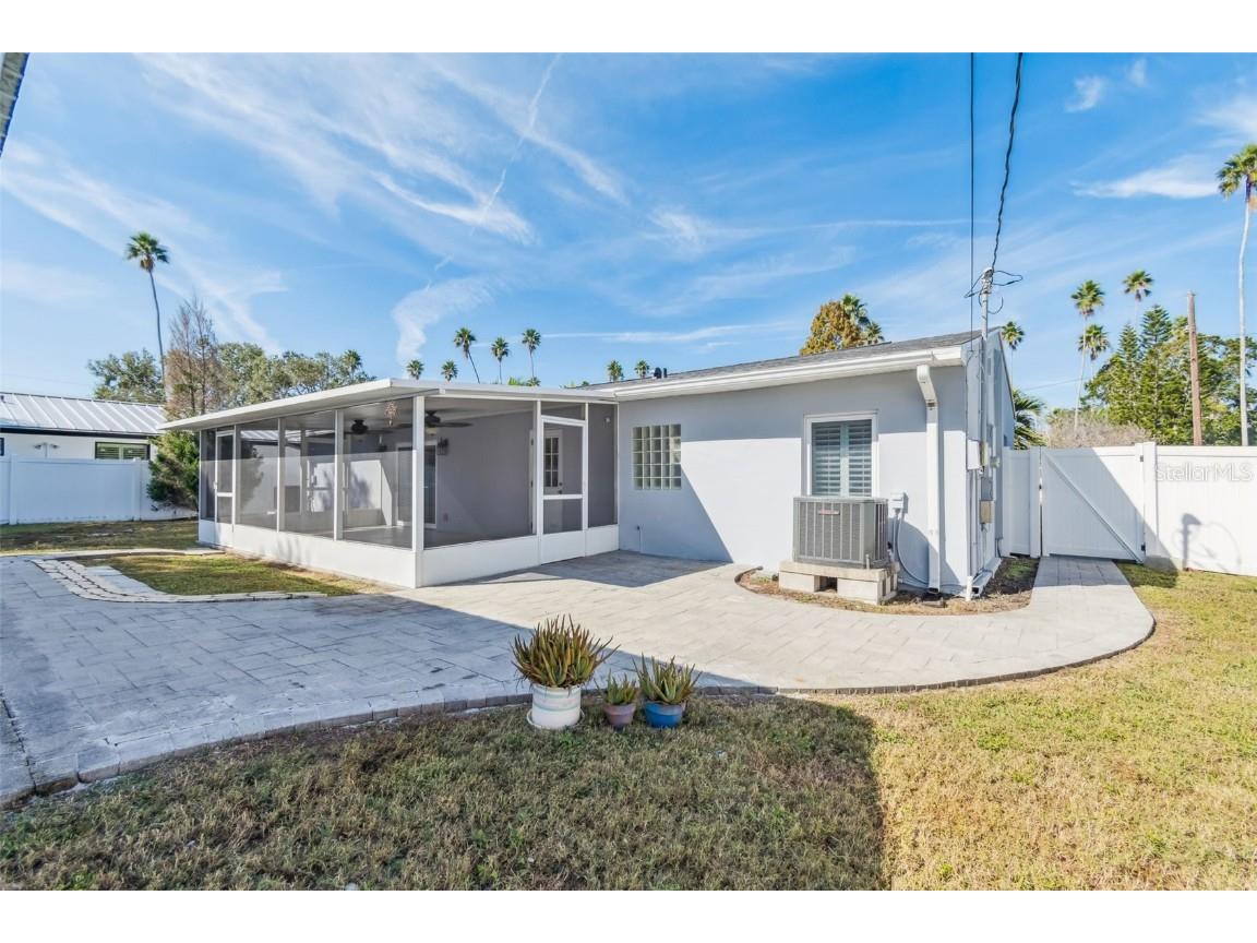 1787 Santa Barbara Drive Dunedin FL 34698 TB8448989 image51