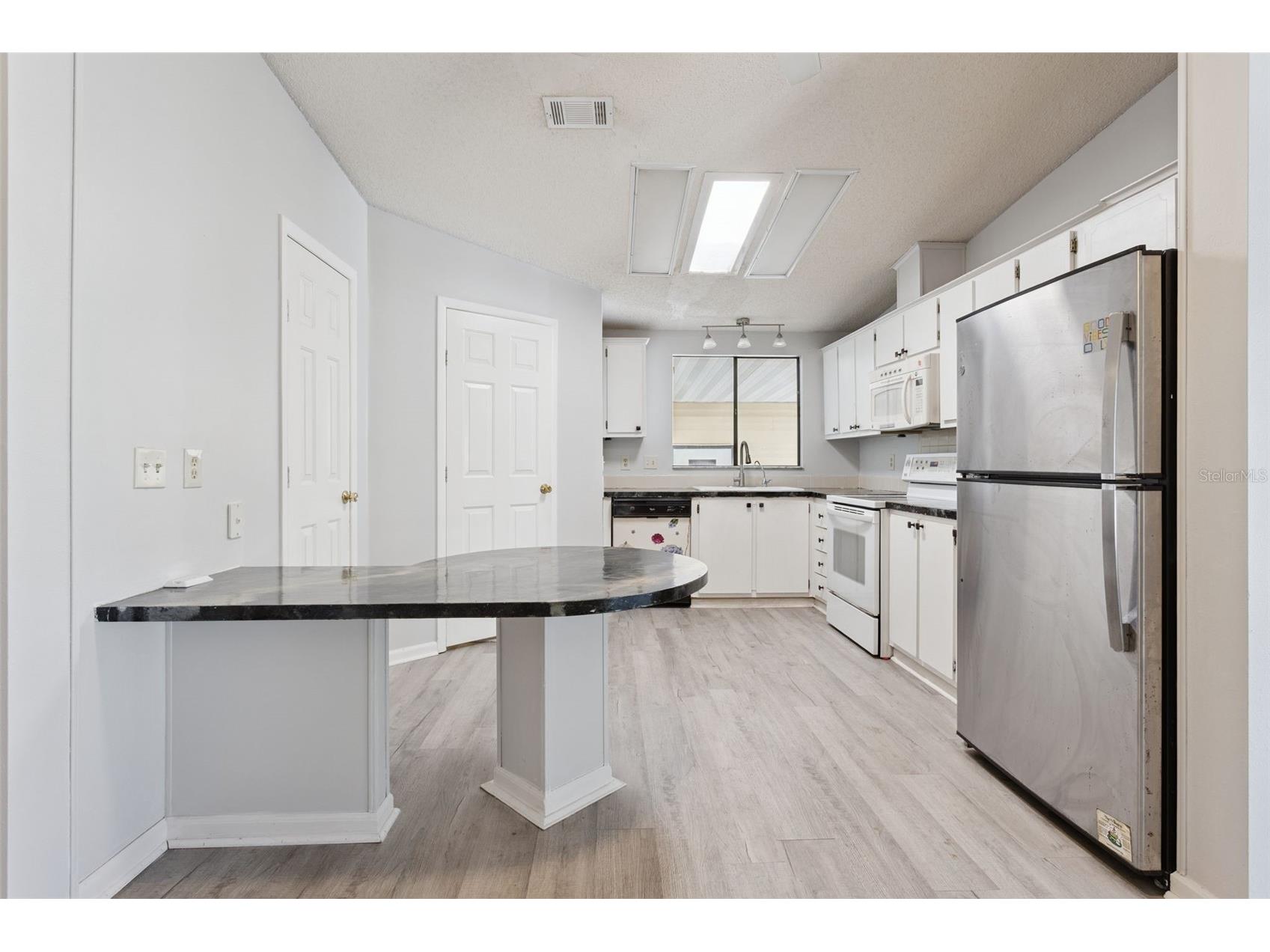 1787 W Schwartz Boulevard Lady Lake FL 32159 O6423045 image3